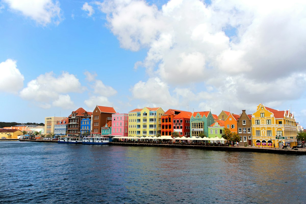 Colorful Dutch colonial waterfront buildings in Willemstad, Curaçao
